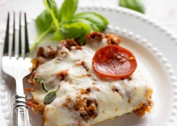 7 Healthy Cauliflower Benefits and a Pizza Casserole Recipe